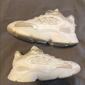 adidas Originals Ozmillen